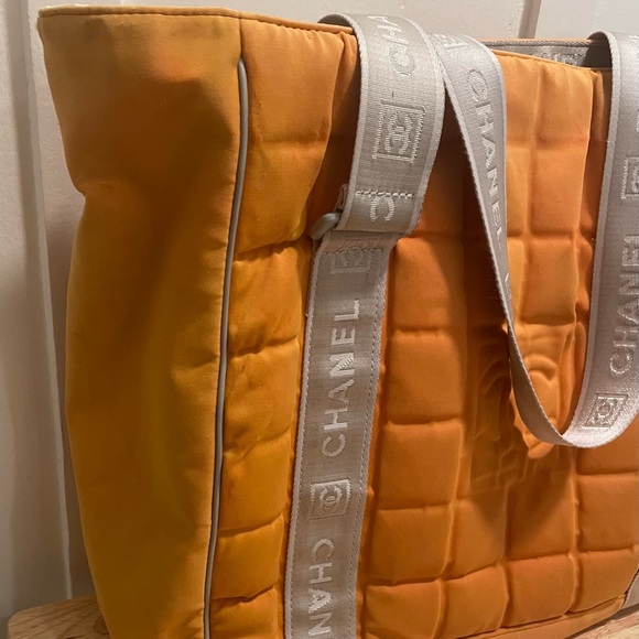 Chanel Gym Cloth Bag - Picture 9 of 11